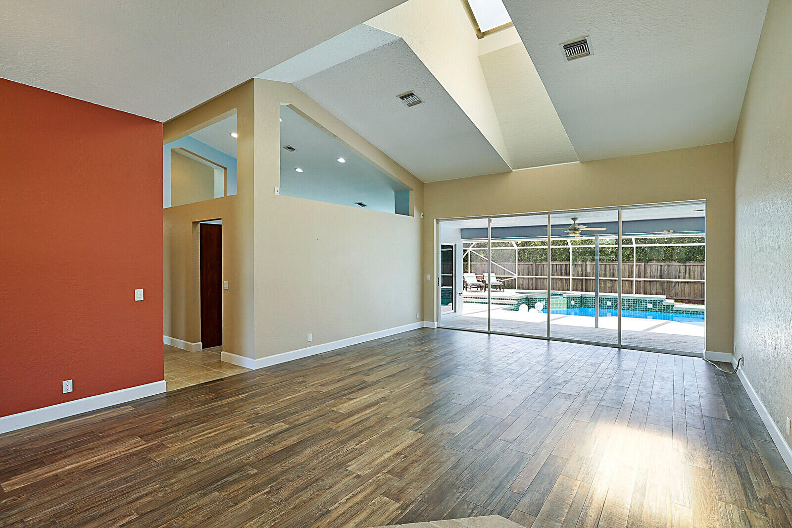 GREENVIEW SHORES 2 OF WELLINGTON - Residential