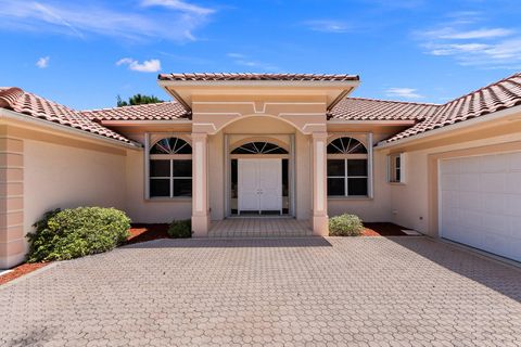 A home in Sewalls Point