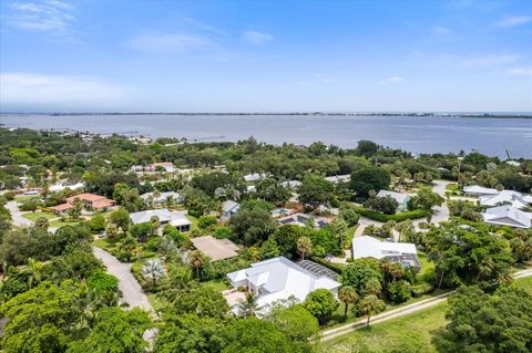 A home in Sewalls Point