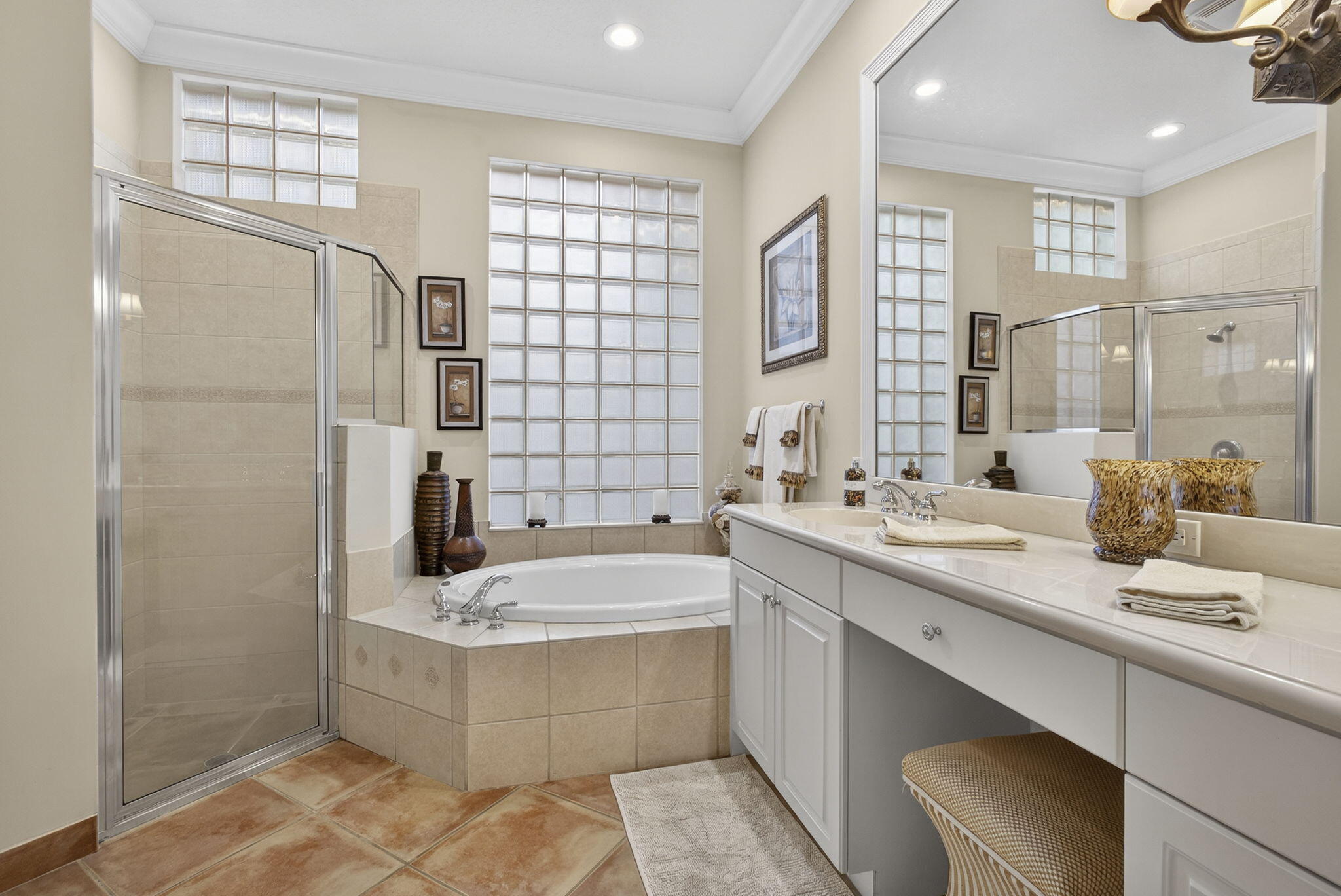 MIRASOL PAR 20 - Residential Lease