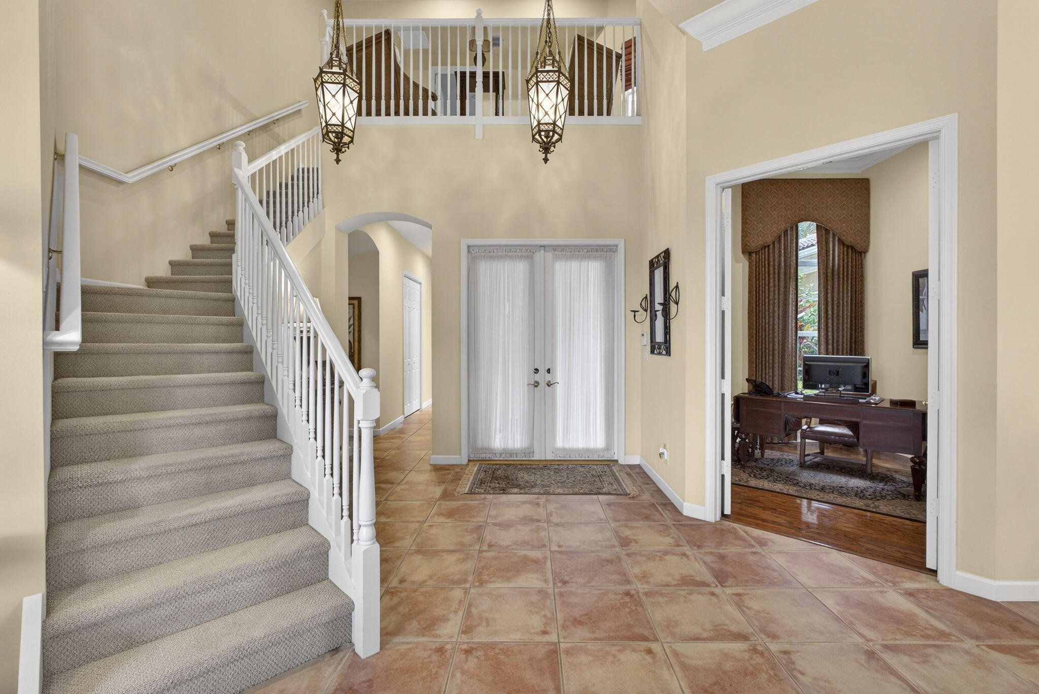 MIRASOL PAR 20 - Residential Lease