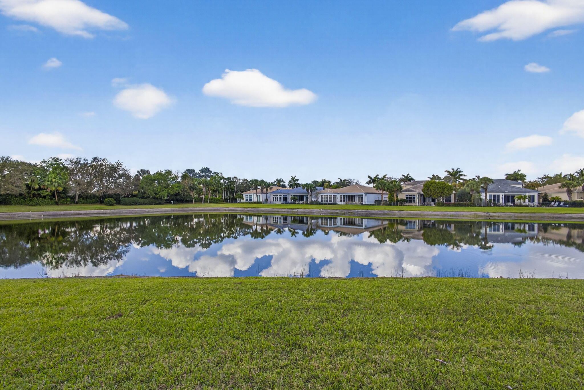 MIRASOL PAR 20 - Residential Lease