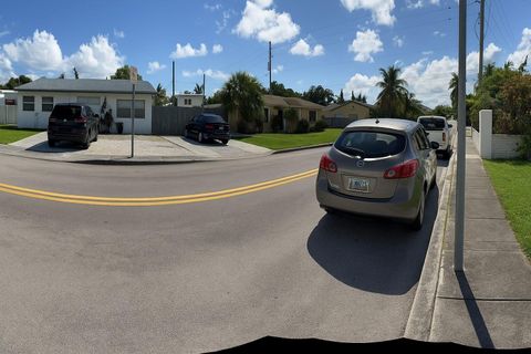 823 N 20th Ct Hollywood FL 33020