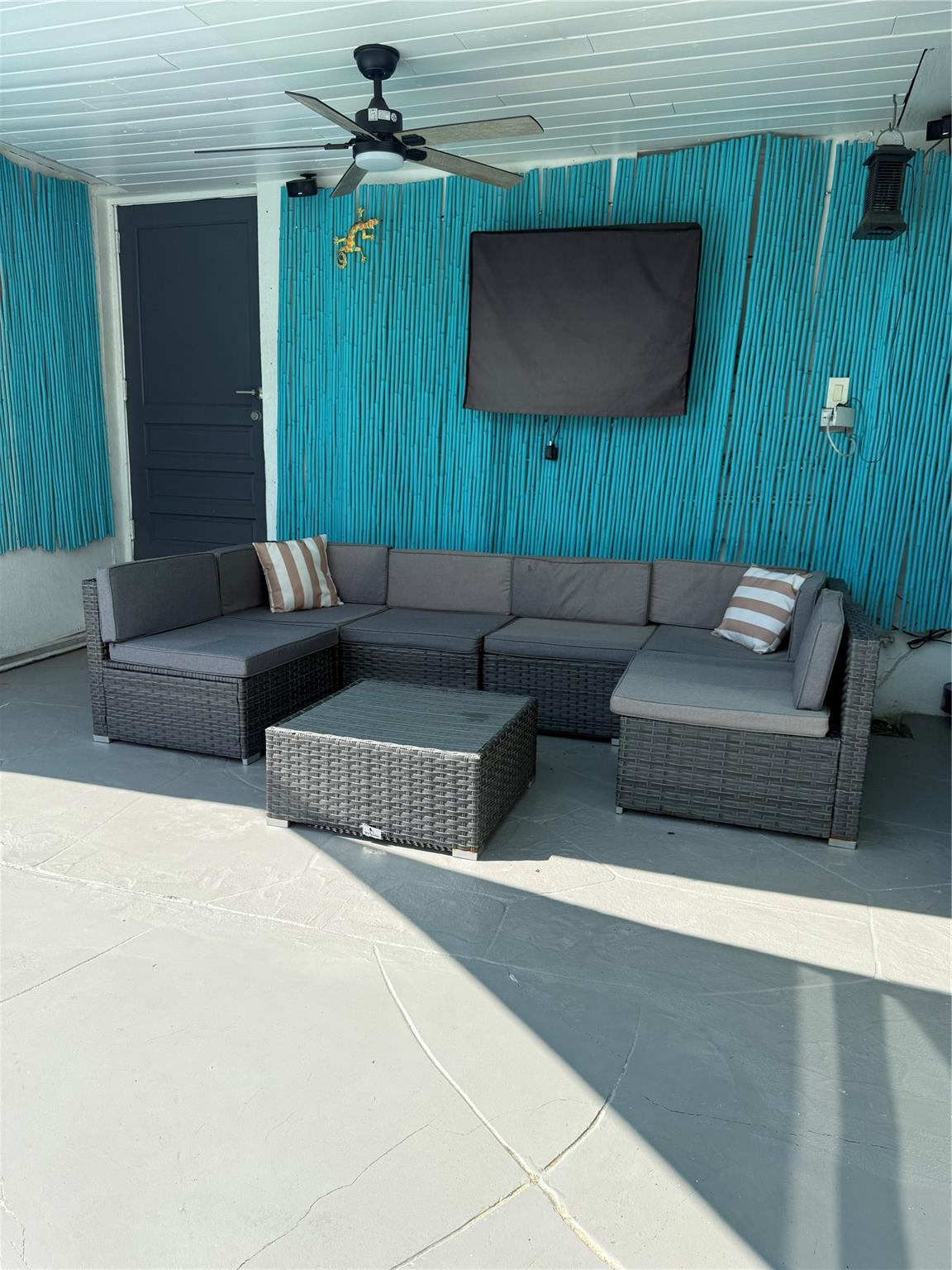 Buchanan Center 24-37 B - Residential