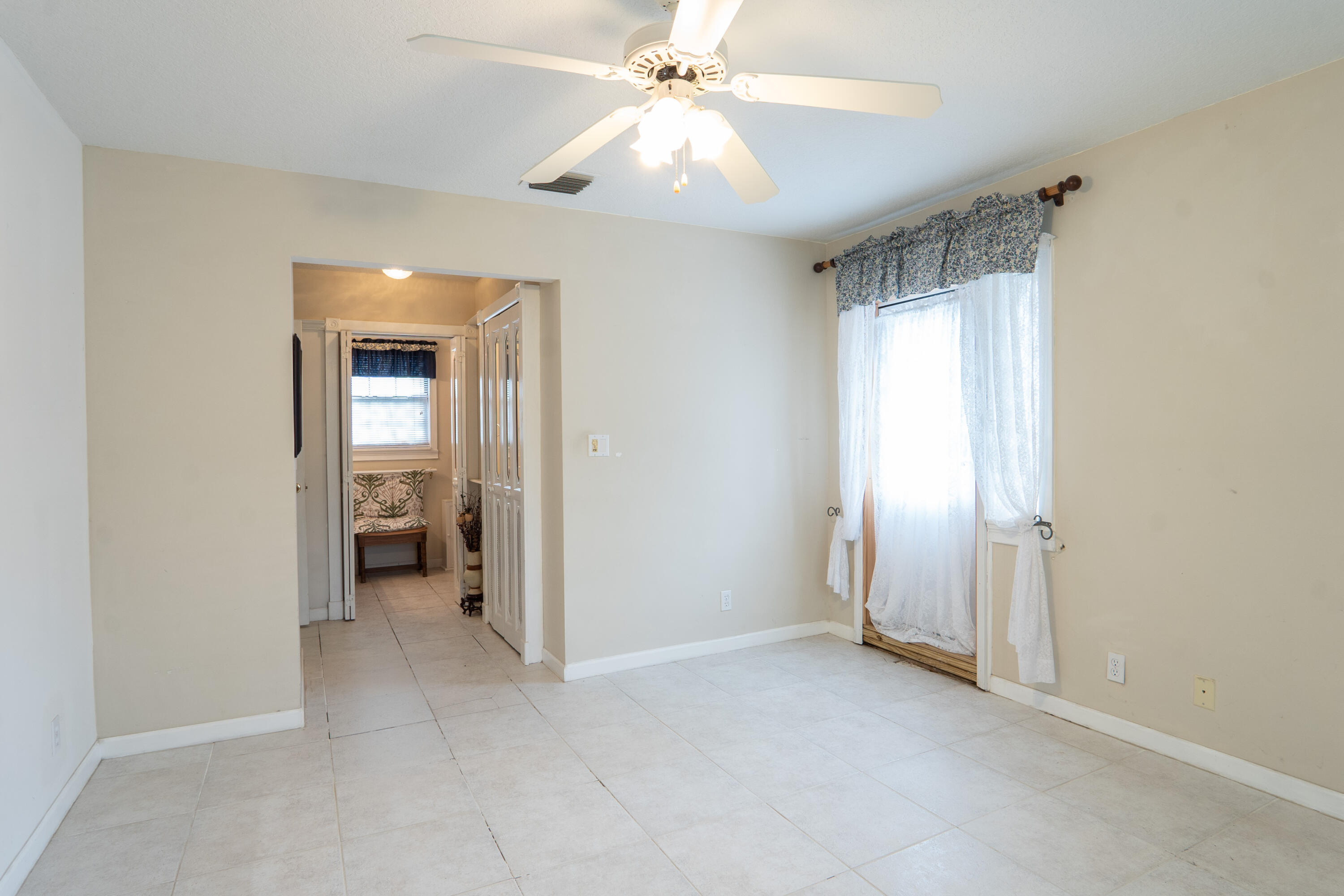 Loxahatchee Acreage - Residential