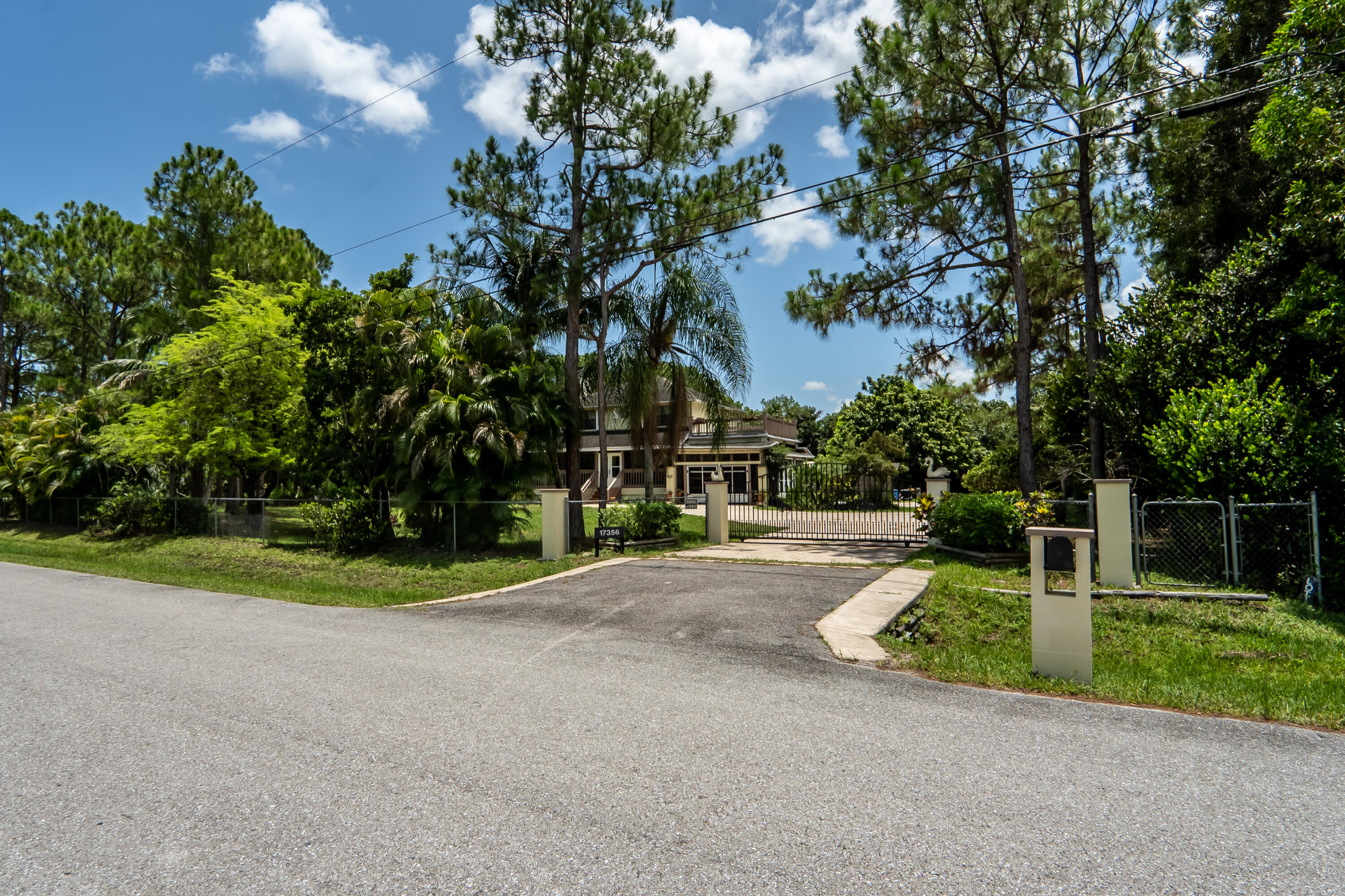 Loxahatchee Acreage - Residential