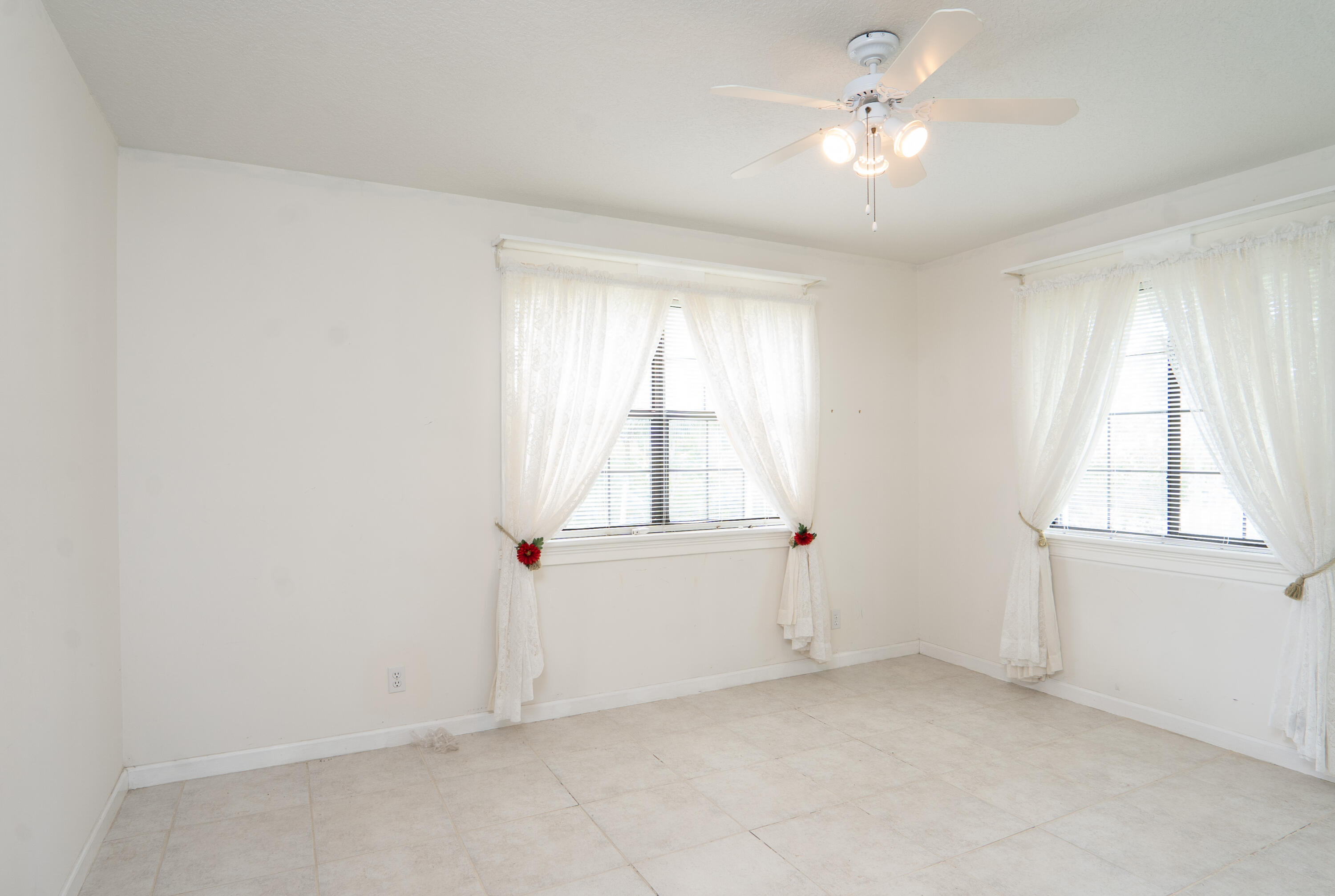 Loxahatchee Acreage - Residential