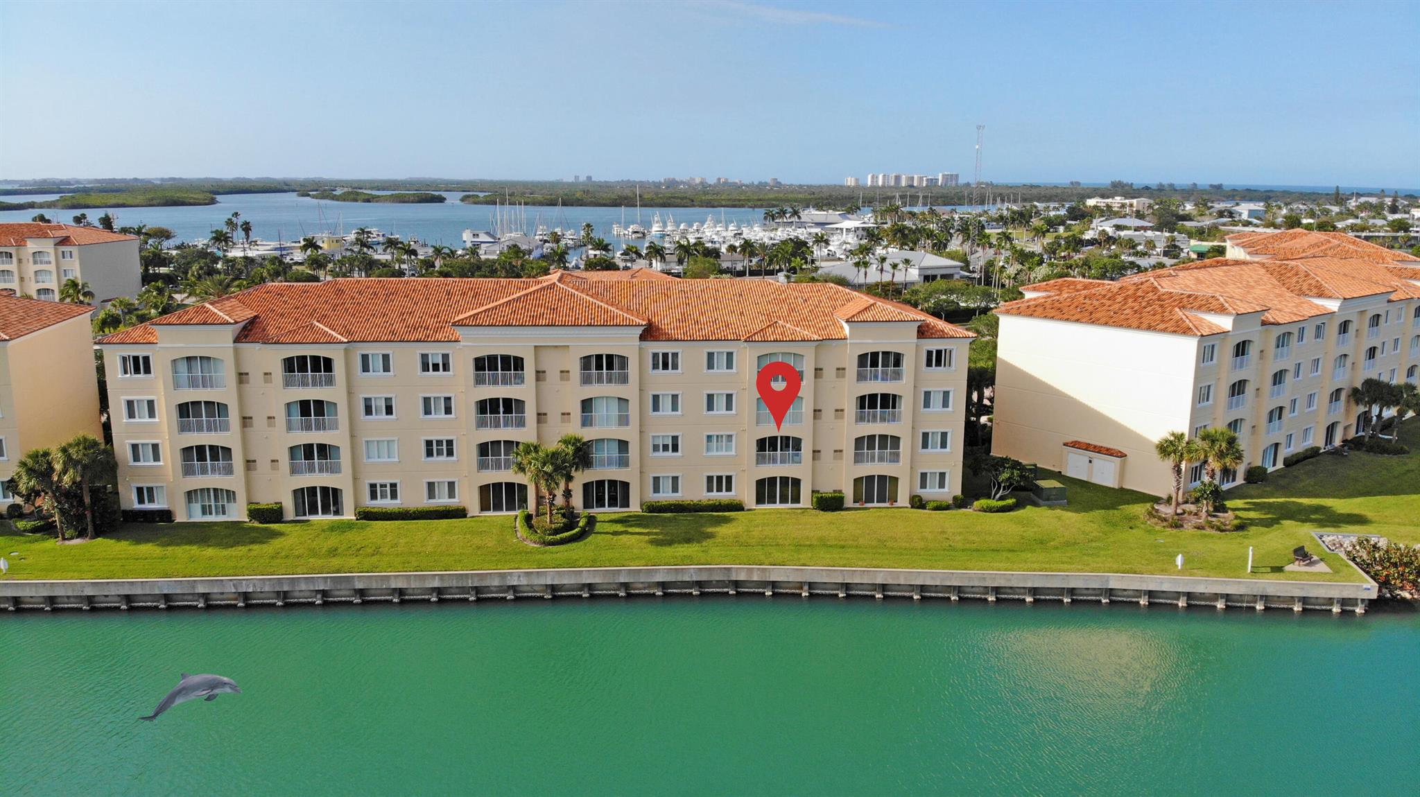 5 Harbour Isle Drive E 202