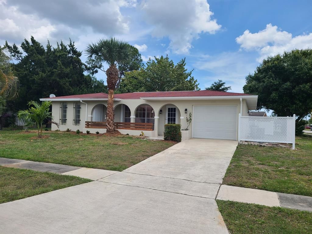 Photo of 895 SE Festivo Court, Port Saint Lucie, FL 34983 (MLS # R10796638)