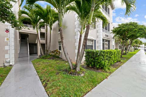 Photo of 2861 N Oakland Forest Drive #202, Oakland Park, FL 33309 (MLS # B26026732)