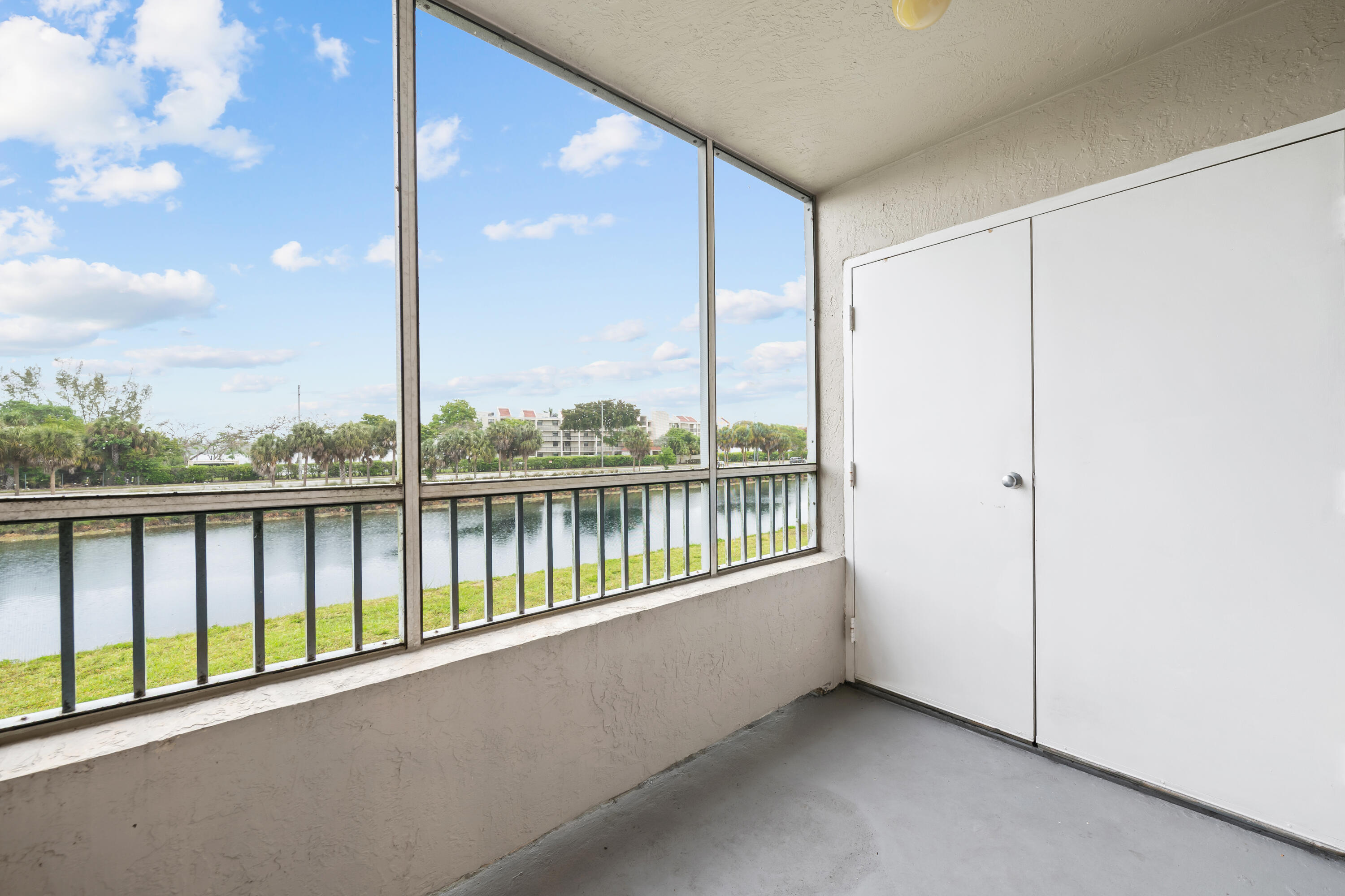 LAKEVIEW CLUB CONDO - Residential