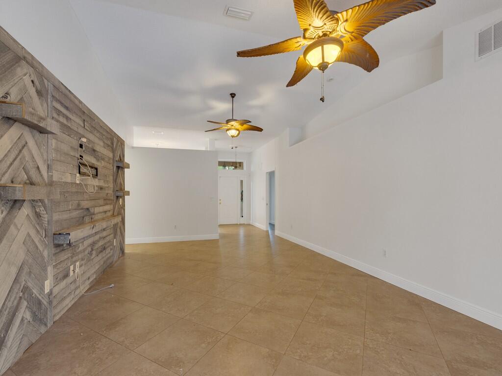 PORT ST LUCIE SECTION 12 - Residential