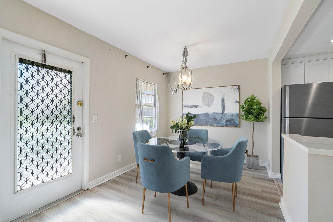 FANSHAW AT CENTURY VILLAG - Residential Lease