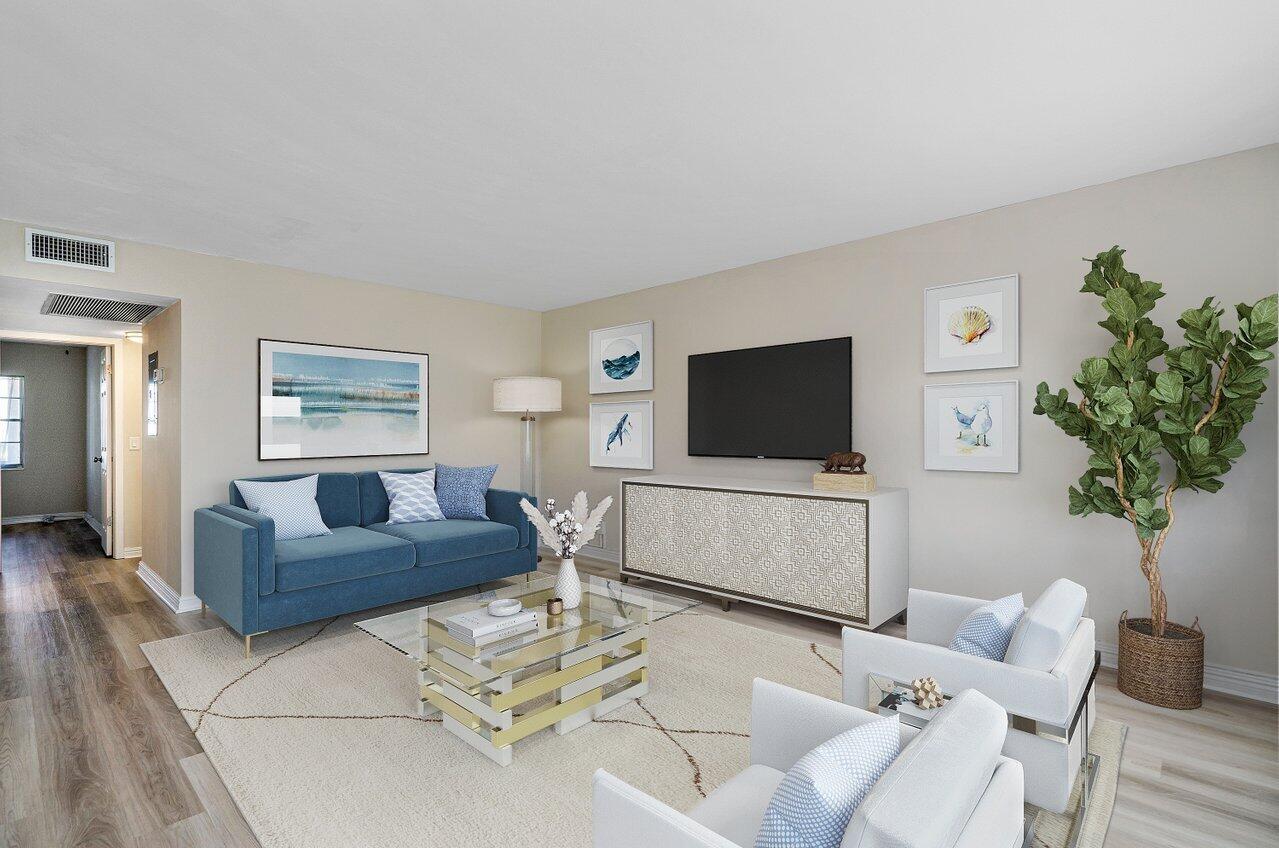FANSHAW AT CENTURY VILLAG - Residential Lease