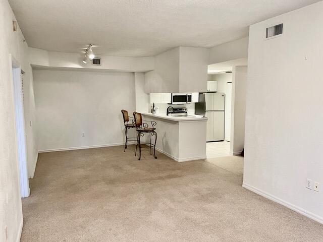 2812 Grande Parkway 104