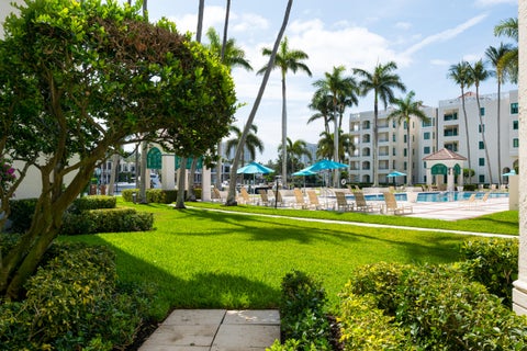 Tiny photo for 100 SE 5th Avenue #107, Boca Raton, FL 33432 (MLS # B26022584)