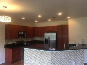 4755 Cypress Street 4755