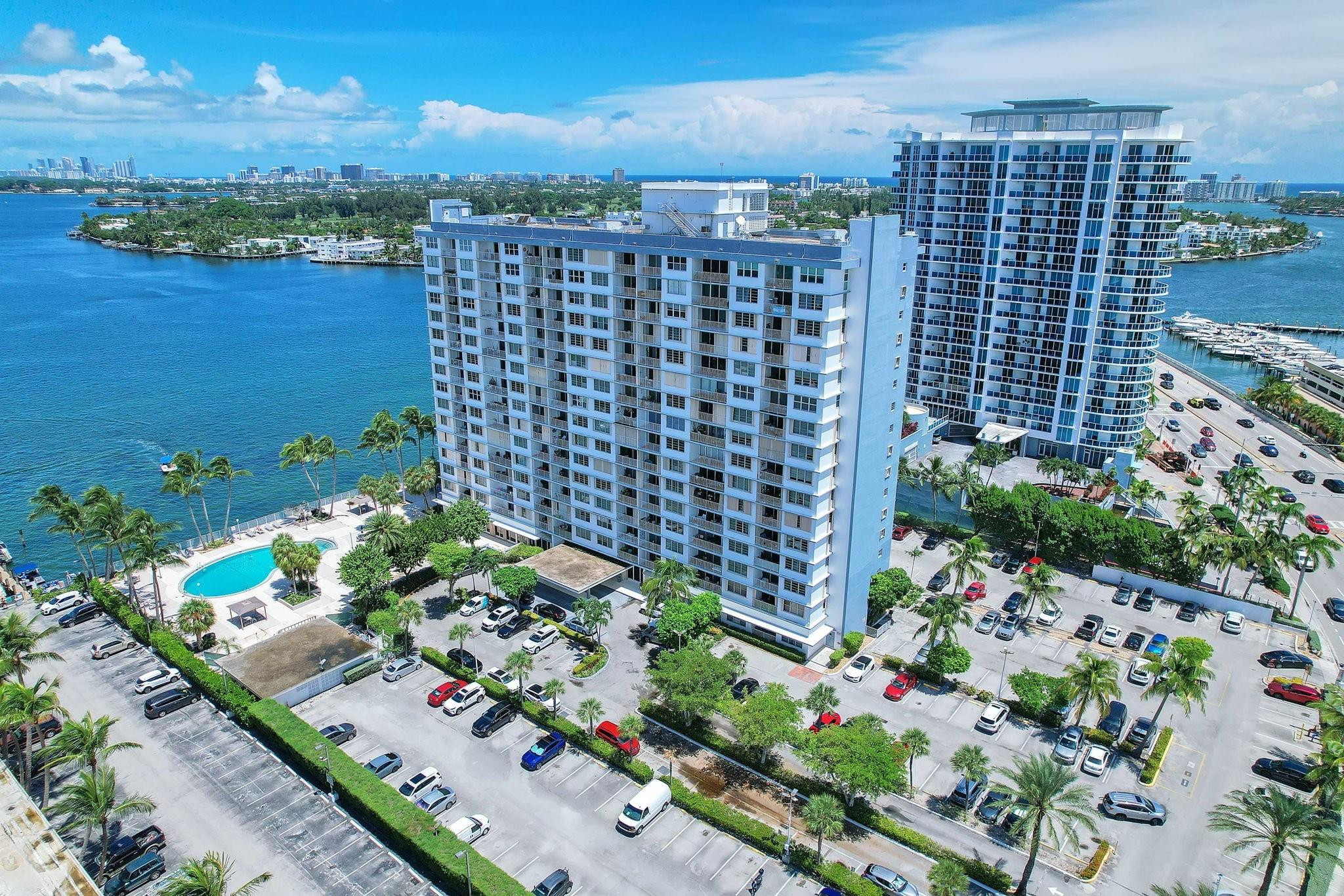 KENNEDY HOUSE CONDO - Residential