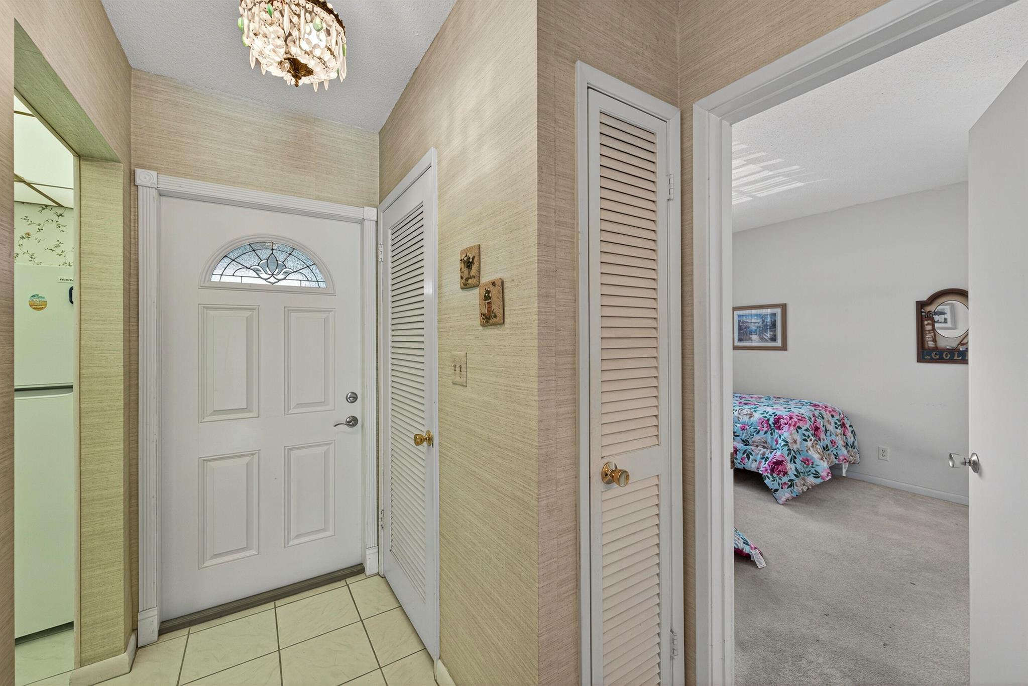 LIGHTHOUSE POINT GARDENS - Residential