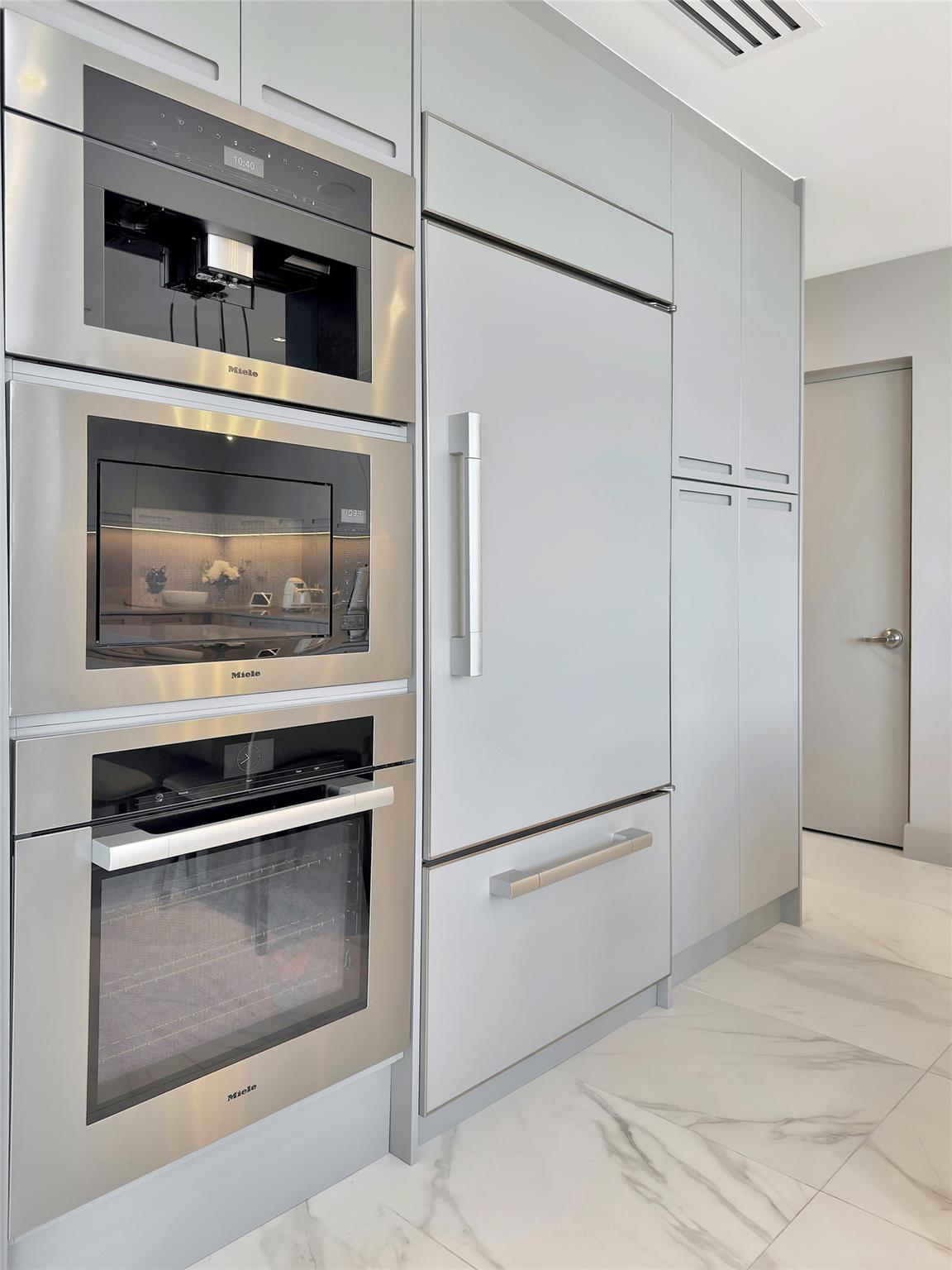 Trump Tower I - Residential