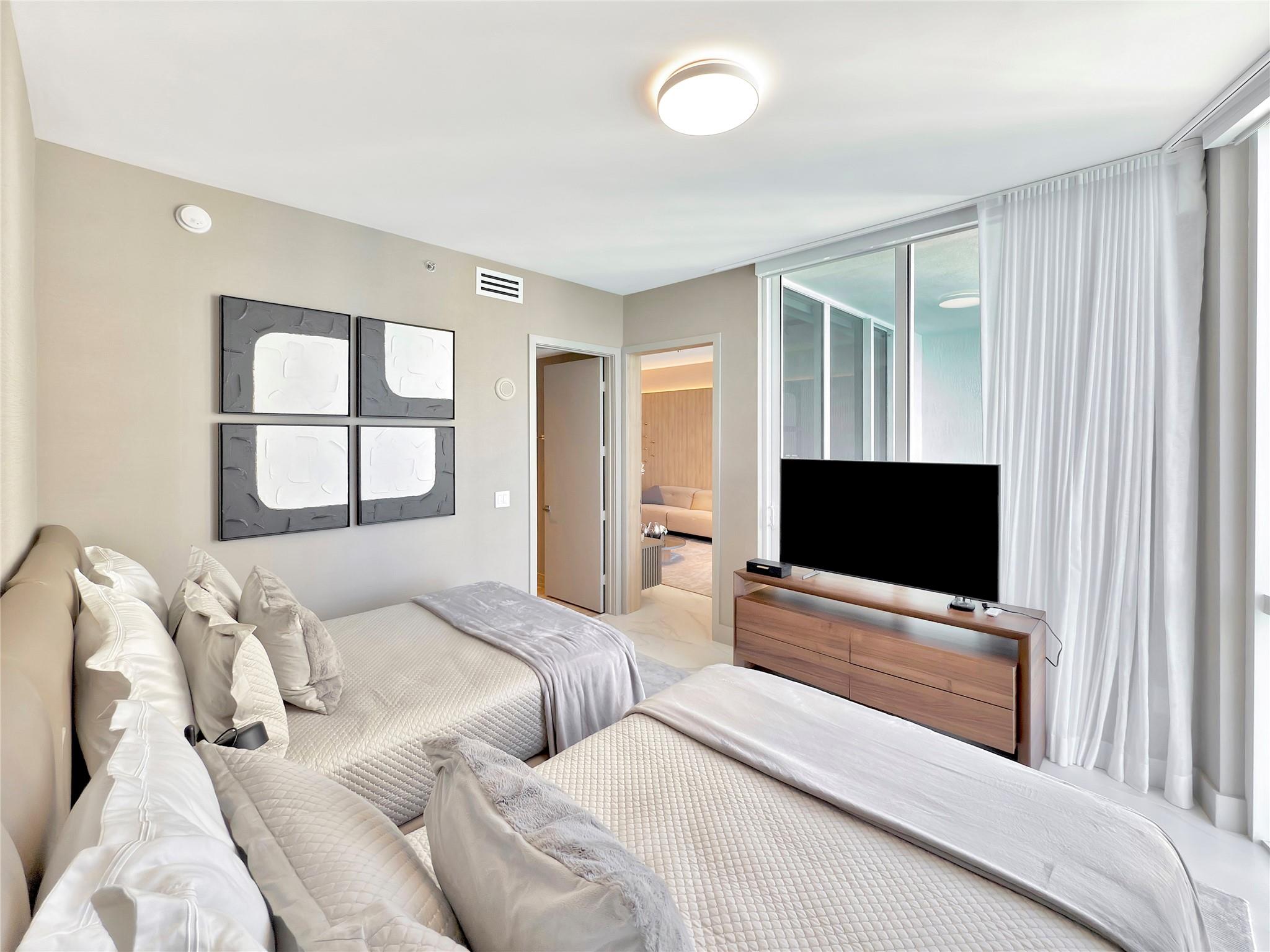 Trump Tower I - Residential