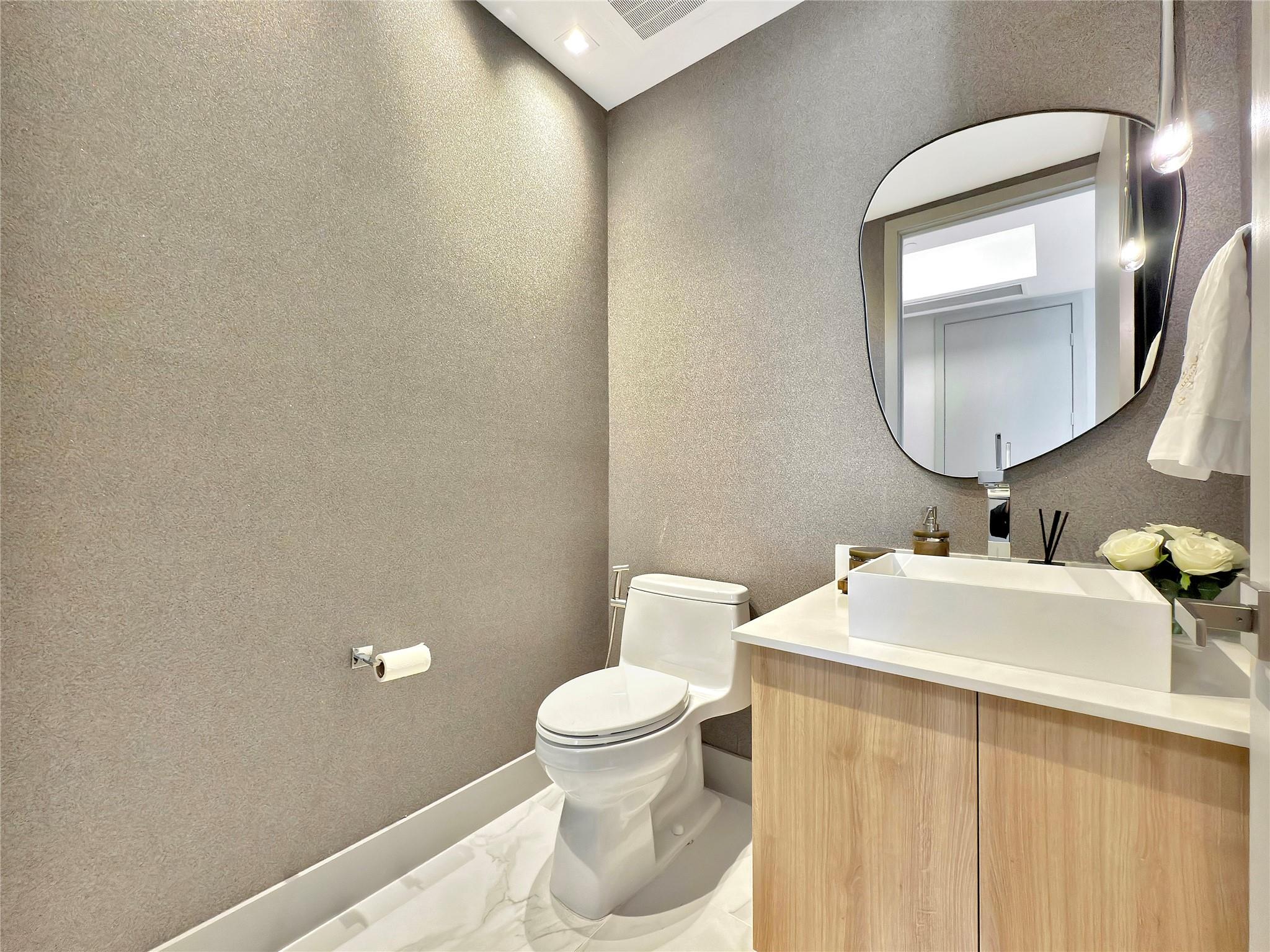 Trump Tower I - Residential