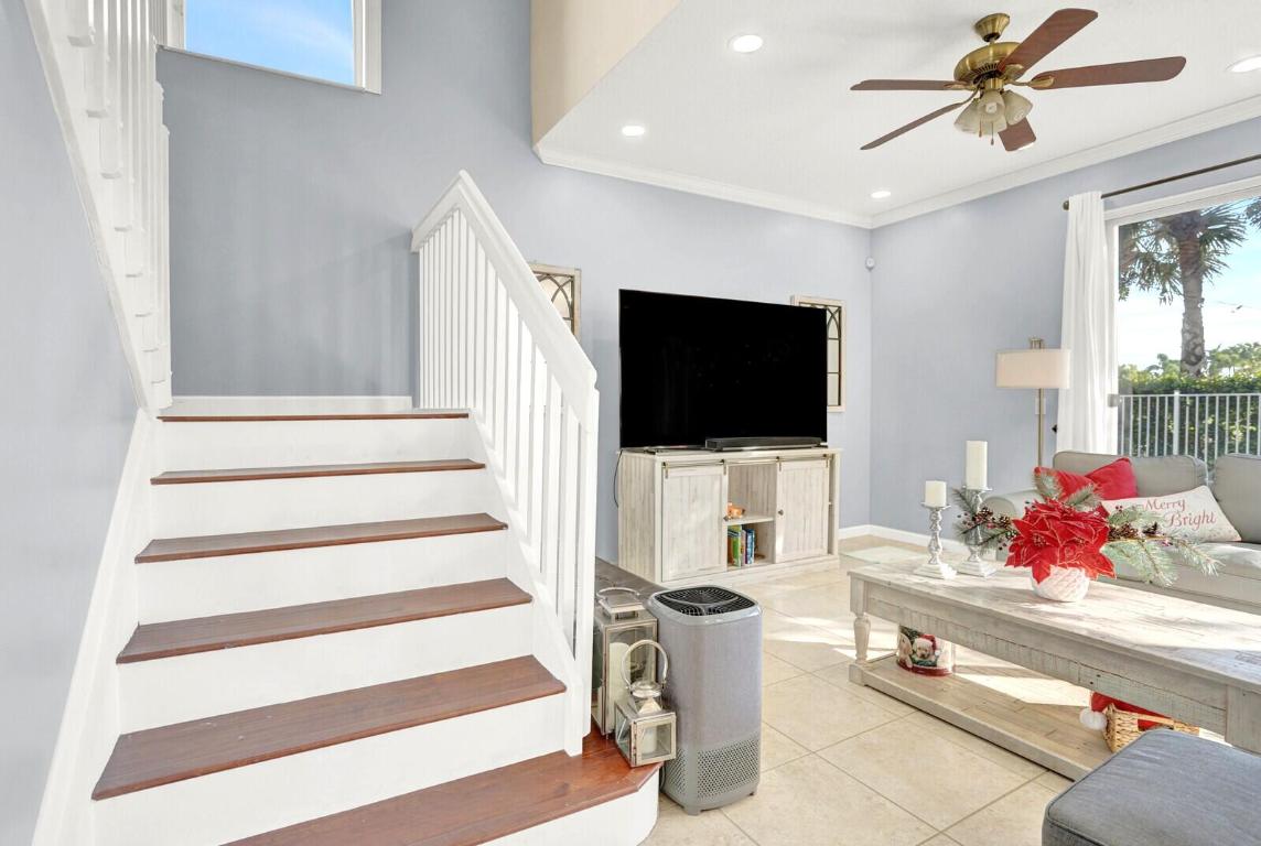 ANTHONY GROVES PH 1 - Residential