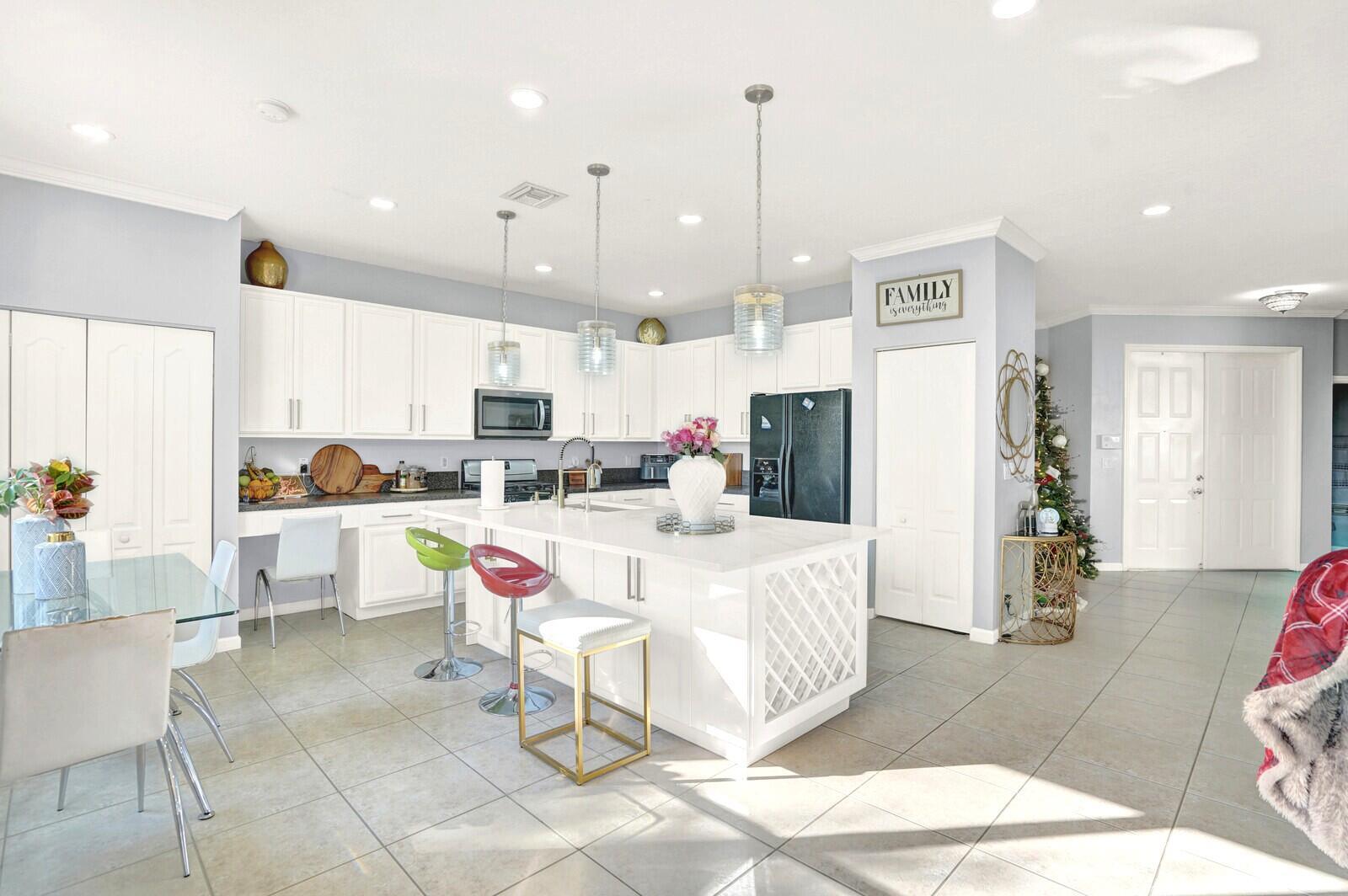 ANTHONY GROVES PH 1 - Residential