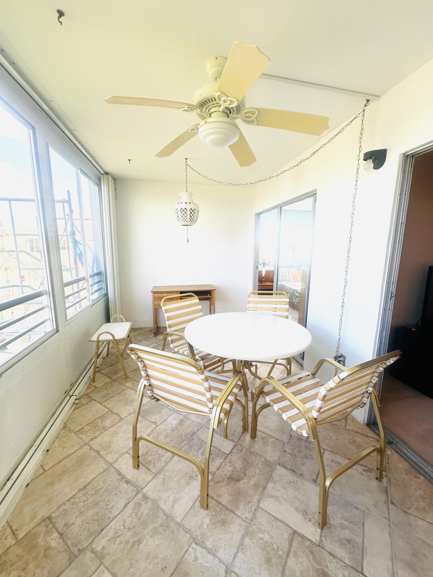 OAKRIDGE V CONDO - Residential