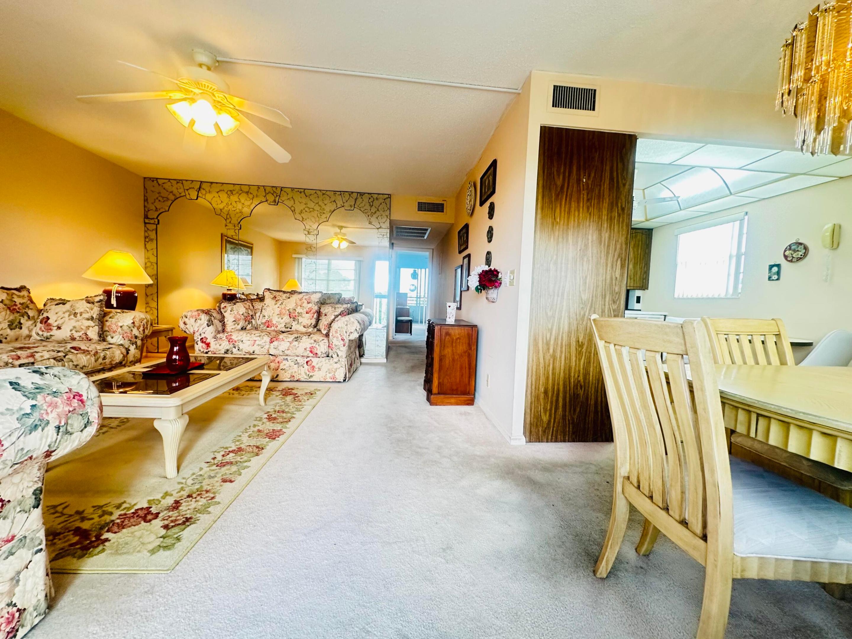 OAKRIDGE V CONDO - Residential