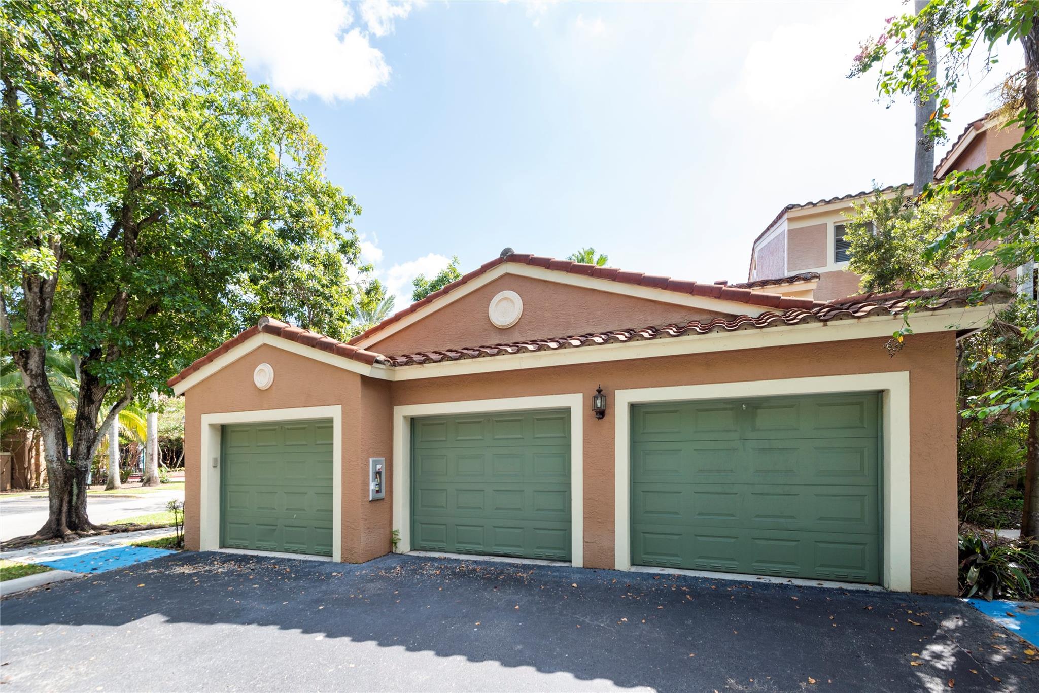 Carrington At Coconut Cre - Residential Lease