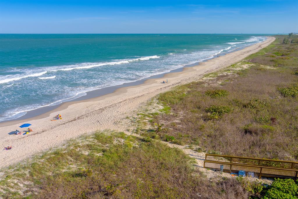 AQUANIQUE OCEAN CLUB, A CONDOMINIUM - Residential