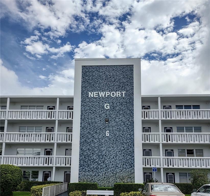 Century Village East - Residential