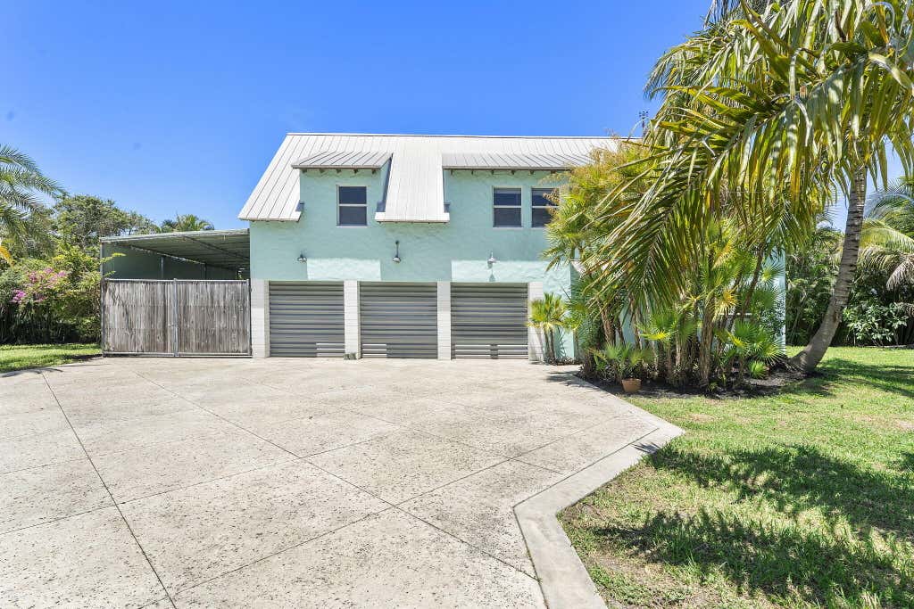 Photo of 7044 Thompson Road, Boynton Beach, FL 33426 (MLS # B26063828)