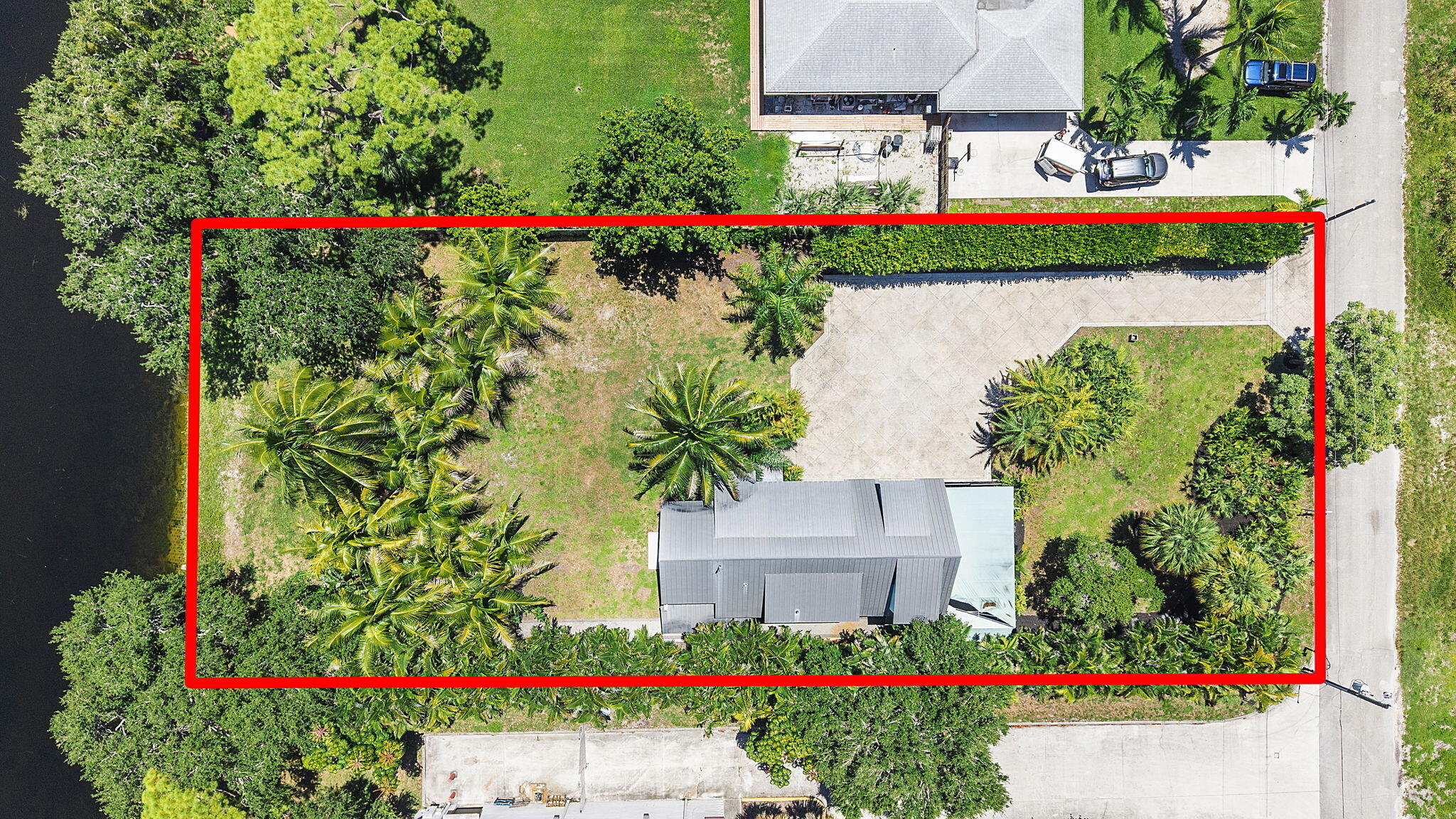 7044 Thompson Road