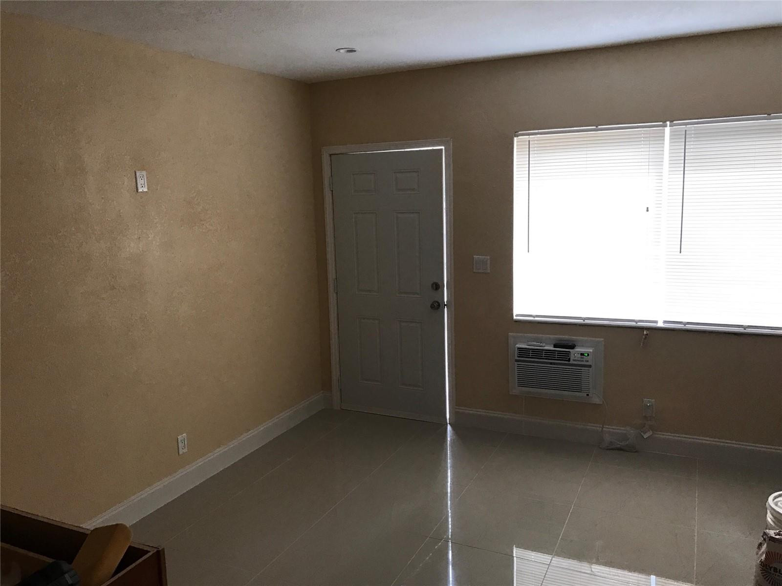 Beverly Park 25-44 B - Residential Lease