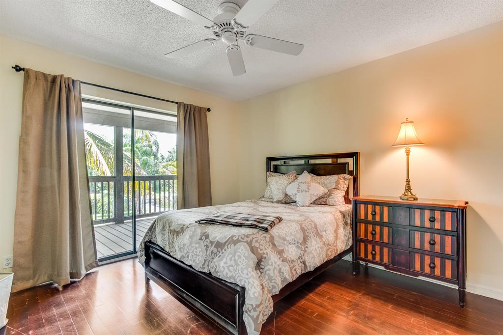 SADDLE TRAIL PARK OF WELLINGTON - Land