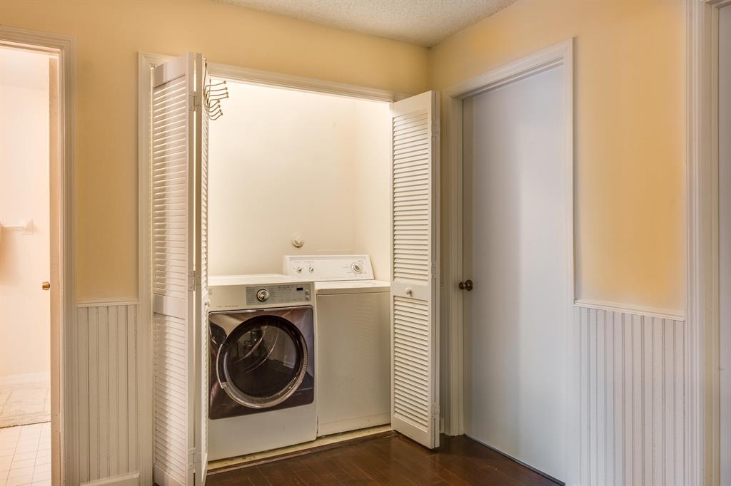 SADDLE TRAIL PARK OF WELLINGTON - Land