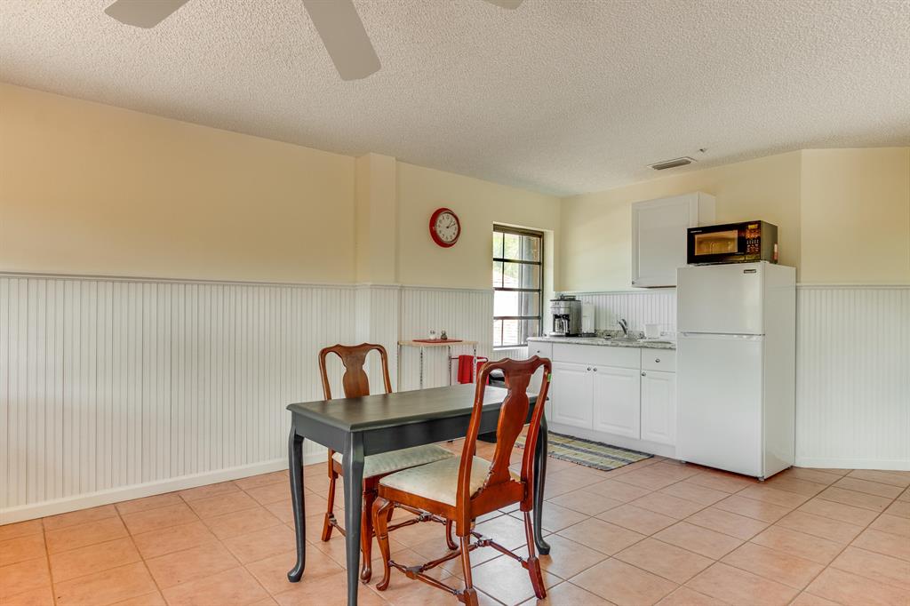 SADDLE TRAIL PARK OF WELLINGTON - Land