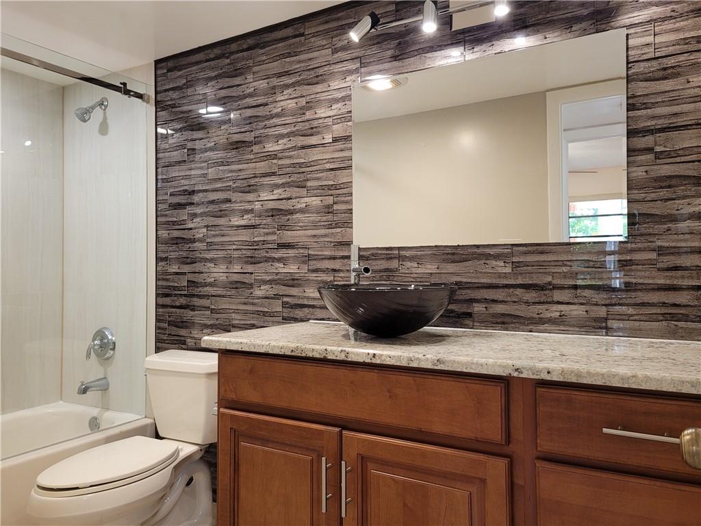 Saxon Woods South Condo - Residential Lease