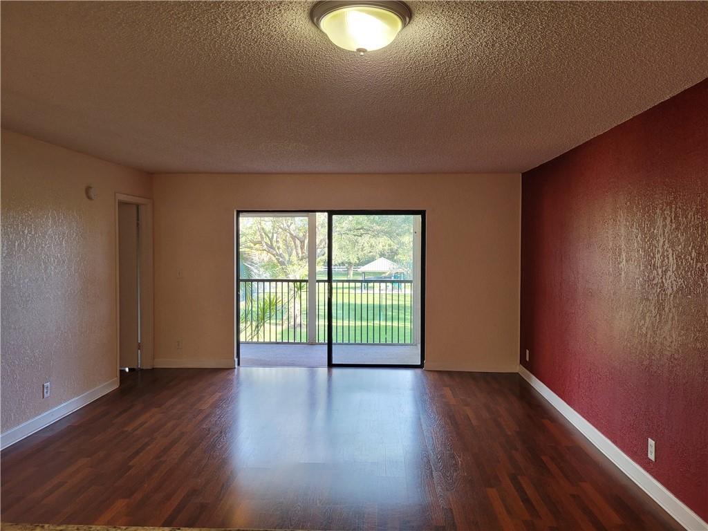 Saxon Woods South Condo - Residential Lease