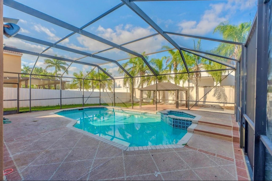 Twin Acres 154-15 B - Residential Lease