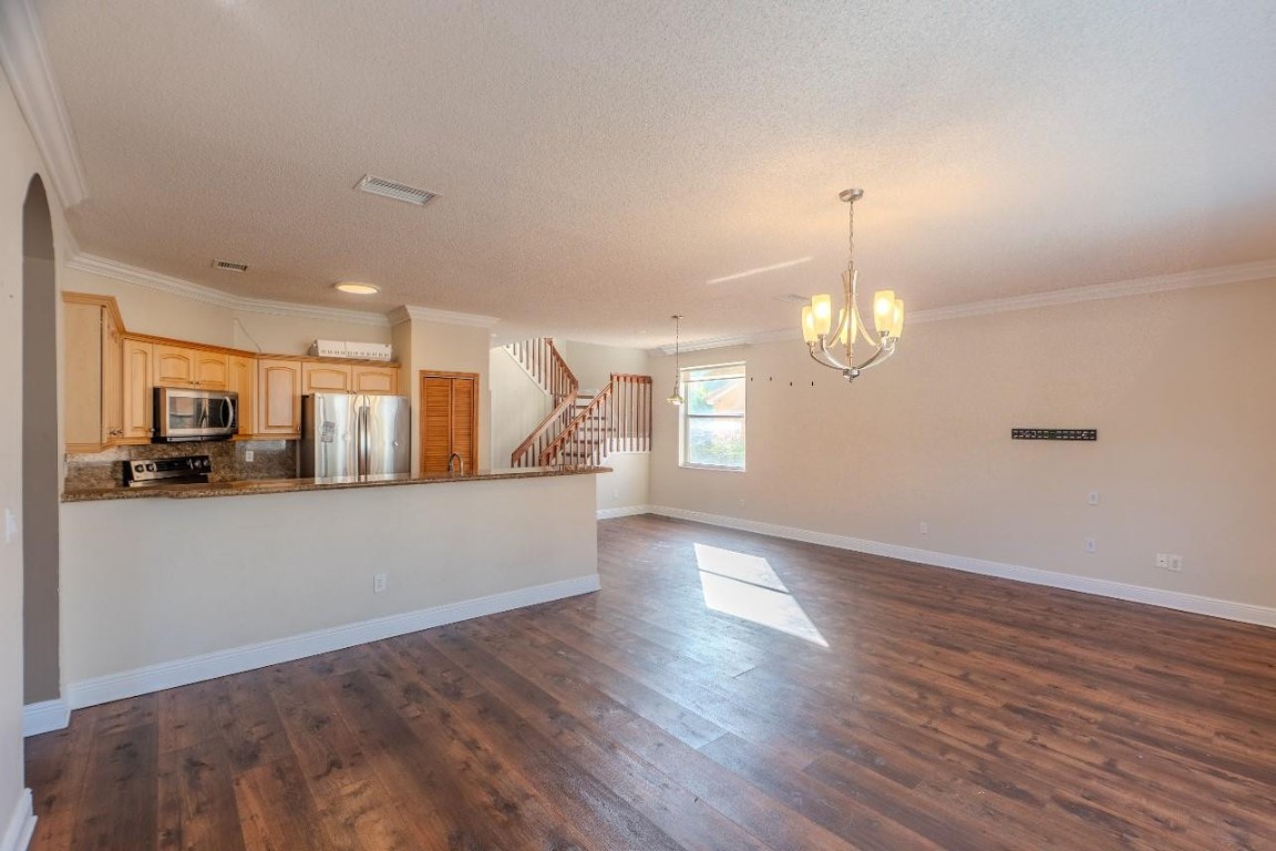 Twin Acres 154-15 B - Residential Lease