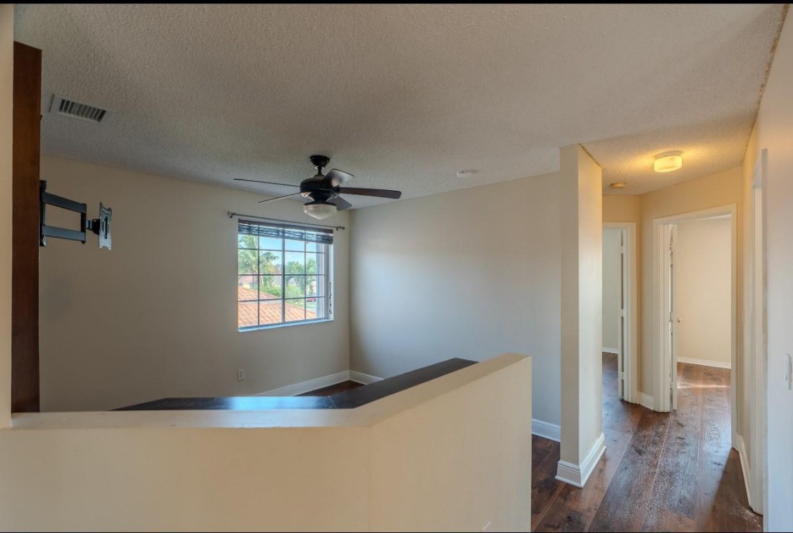 Twin Acres 154-15 B - Residential Lease