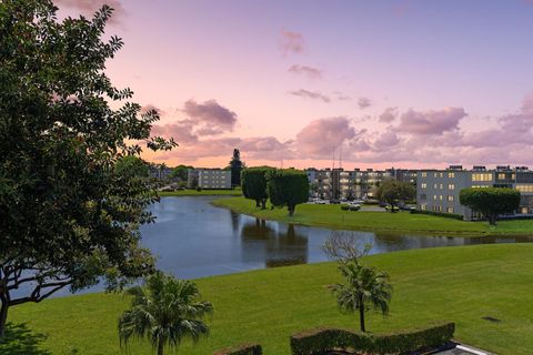 4042 Newcastle C Boca Raton FL 33434