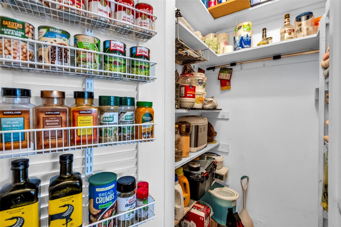 ROLEN LAKE - Residential