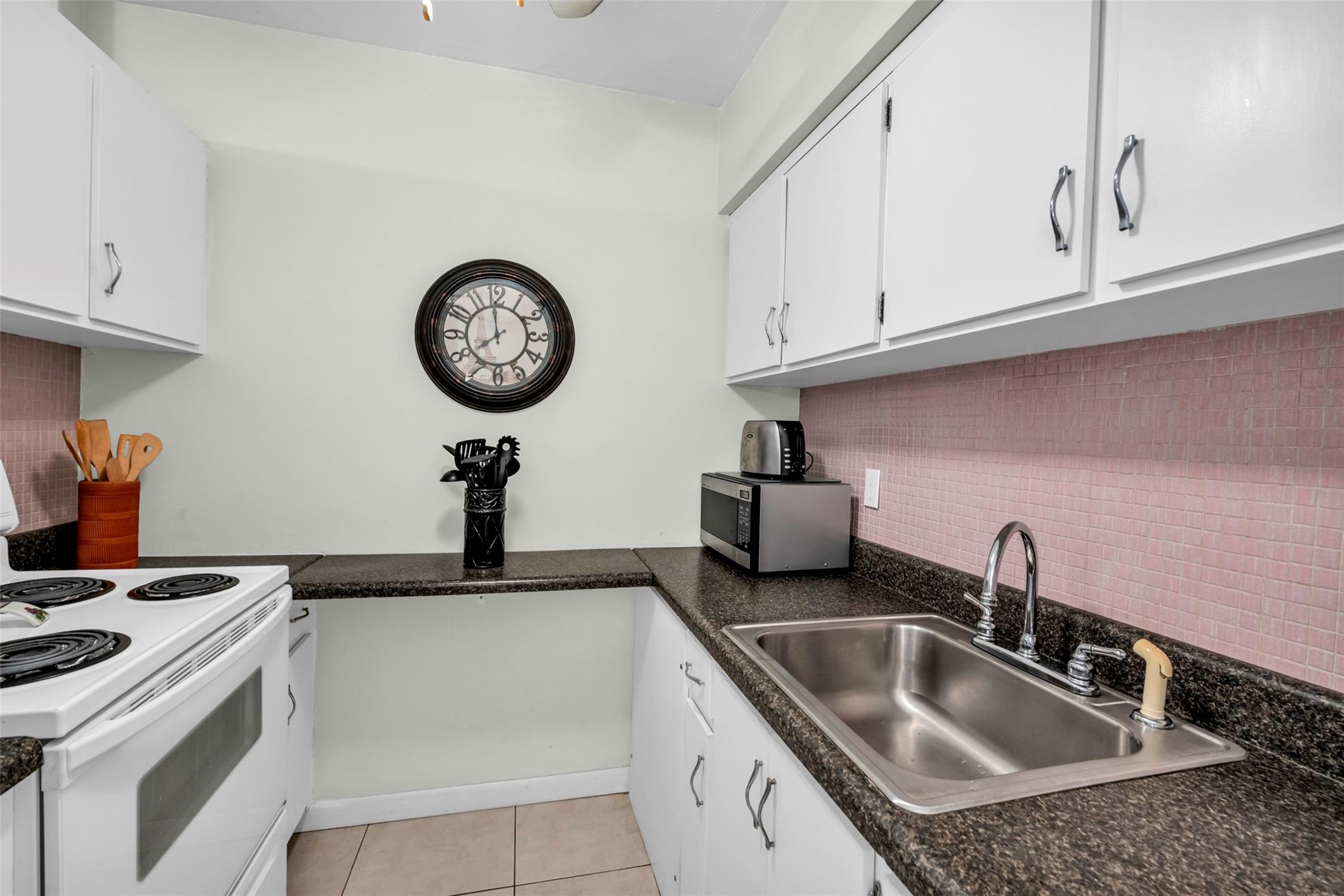 ROLEN LAKE - Residential