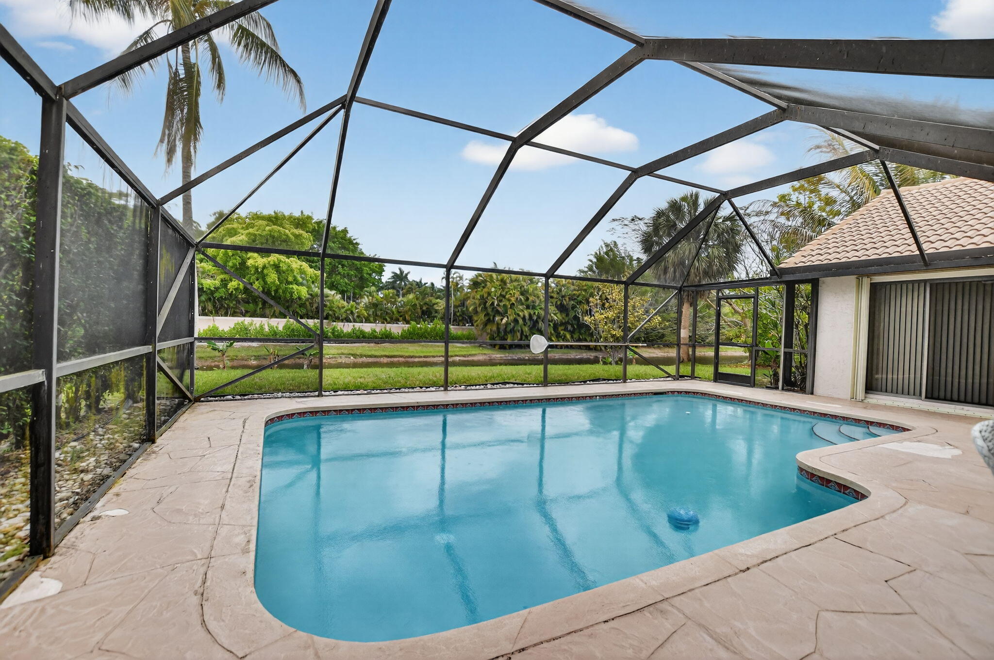 BOCA GREENS 2 - Residential