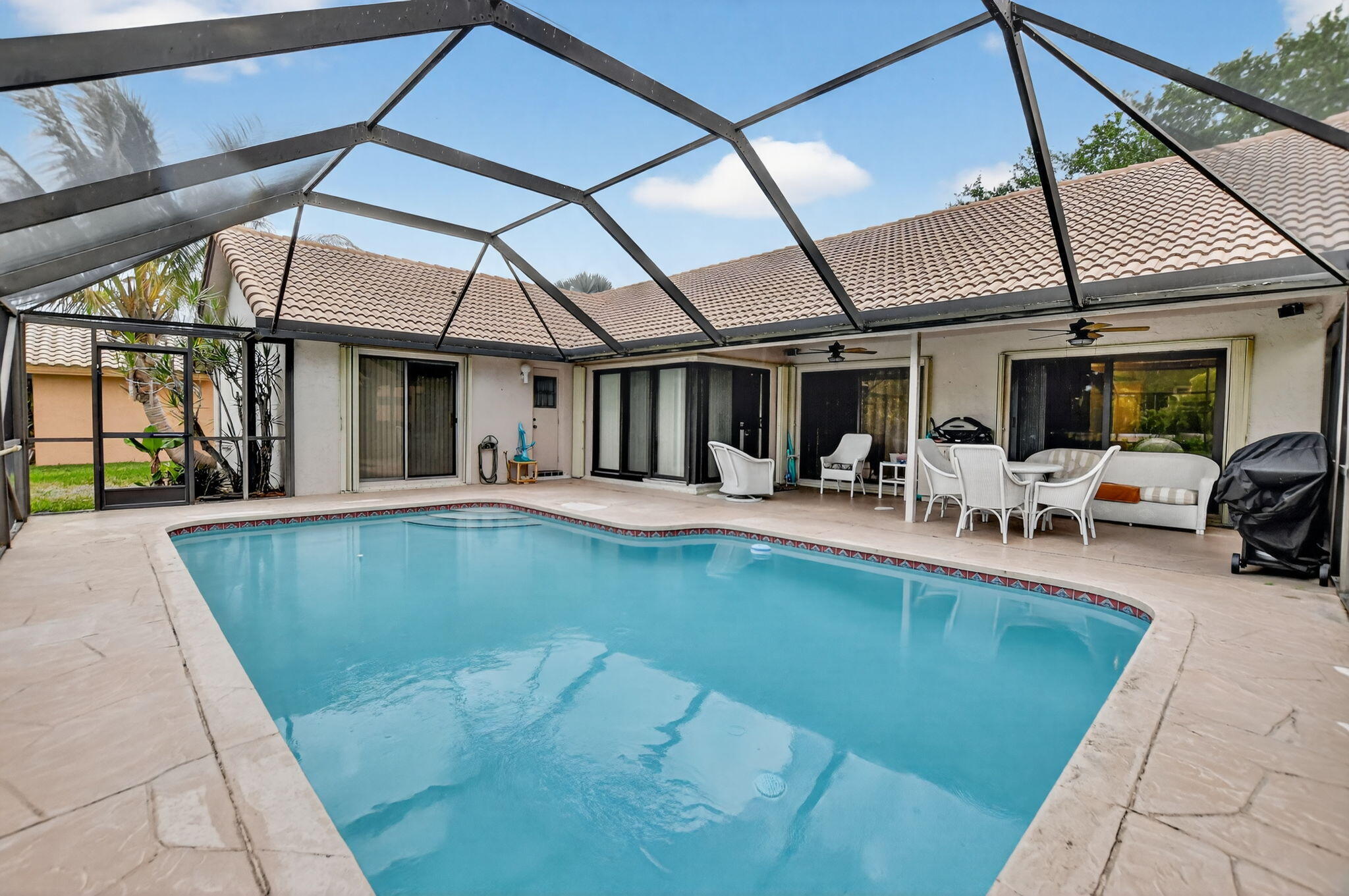 BOCA GREENS 2 - Residential