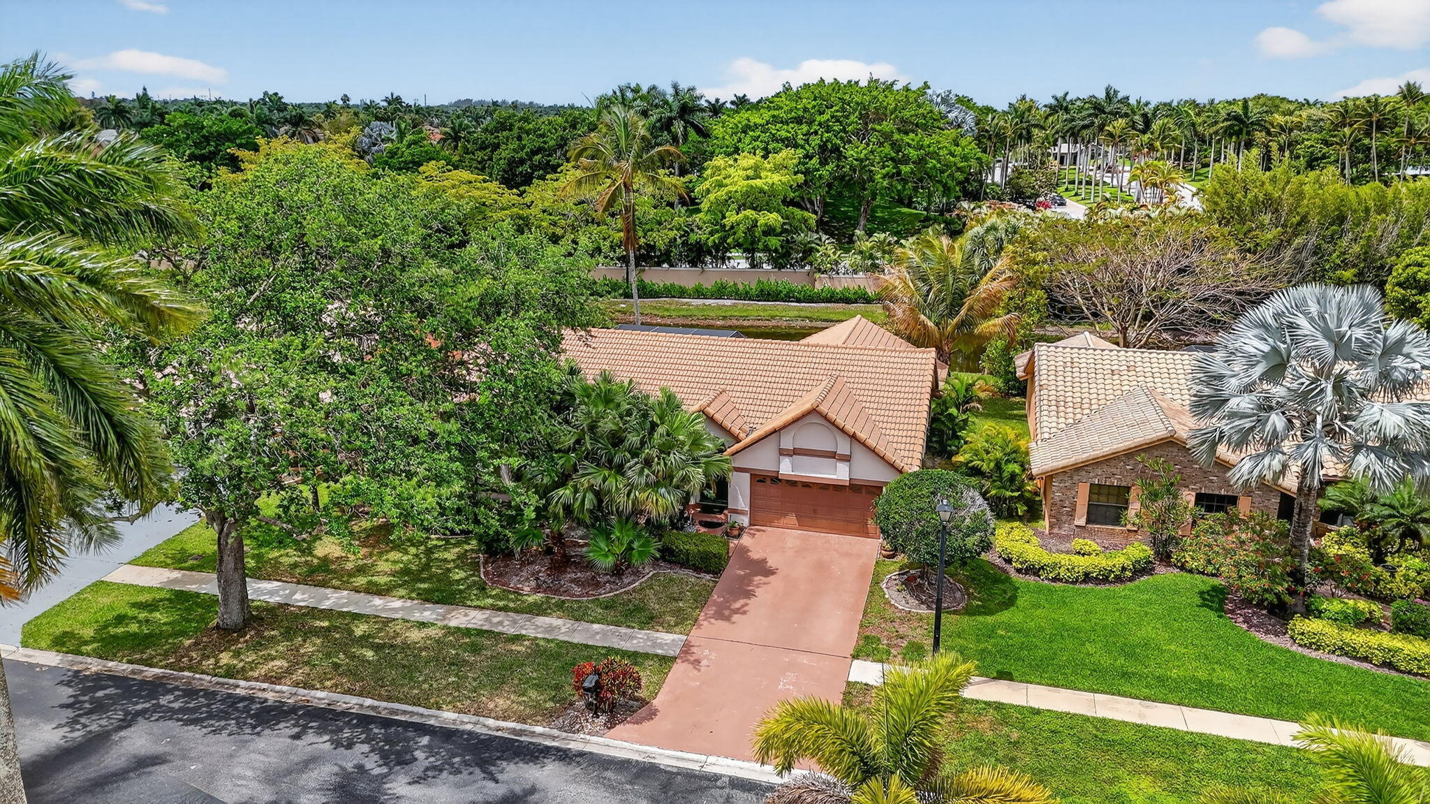 BOCA GREENS 2 - Residential